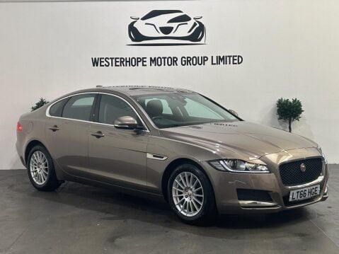 Jaguar XF 2.0d Prestige Euro 6 (s/s) 4dr 7