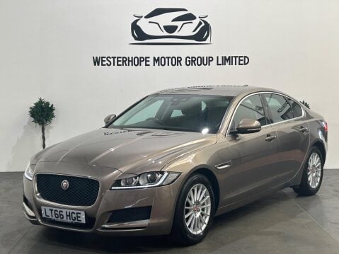 Jaguar XF 2.0d Prestige Euro 6 (s/s) 4dr 12