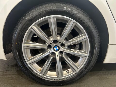 BMW 5 Series 2.0 520d SE Auto xDrive Euro 6 (s/s) 4dr 32