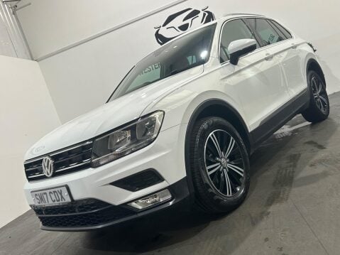Volkswagen Tiguan 2.0 TDI BlueMotion Tech SE Navigation 4Motion Euro 6 (s/s) 5dr 17