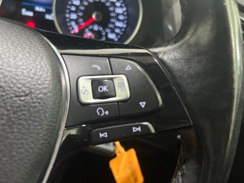 Volkswagen Tiguan 2.0 TDI BlueMotion Tech SE Navigation 4Motion Euro 6 (s/s) 5dr 32