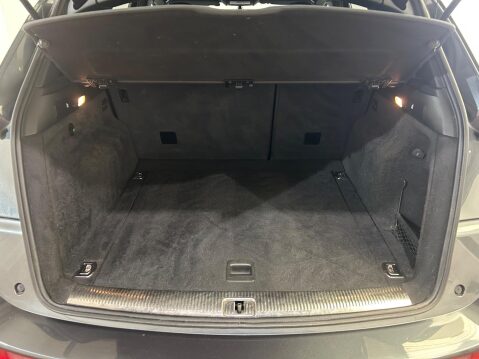 Audi Q5 2.0 TDI S line Plus quattro Euro 5 (s/s) 5dr 37