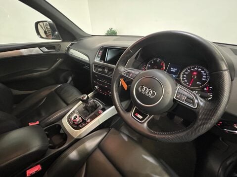 Audi Q5 2.0 TDI S line Plus quattro Euro 5 (s/s) 5dr 3