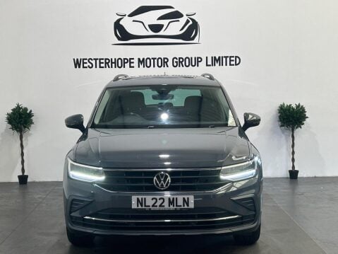 Volkswagen Tiguan 1.5 TSI Active DSG Euro 6 (s/s) 5dr 8