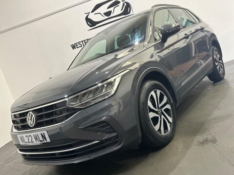 Volkswagen Tiguan 1.5 TSI Active DSG Euro 6 (s/s) 5dr 14