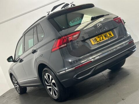 Volkswagen Tiguan 1.5 TSI Active DSG Euro 6 (s/s) 5dr 10