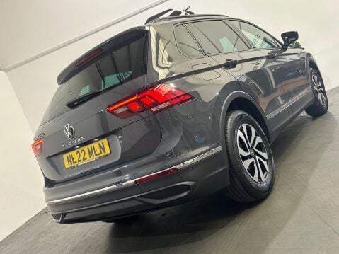 Volkswagen Tiguan 1.5 TSI Active DSG Euro 6 (s/s) 5dr 22