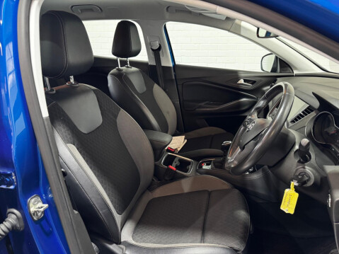 Vauxhall Grandland X 1.5 Turbo D BlueInjection Tech Line Nav Euro 6 (s/s) 5dr 12