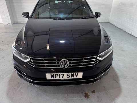 Volkswagen Passat 2.0 TDI R-Line DSG Euro 6 (s/s) 5dr 8