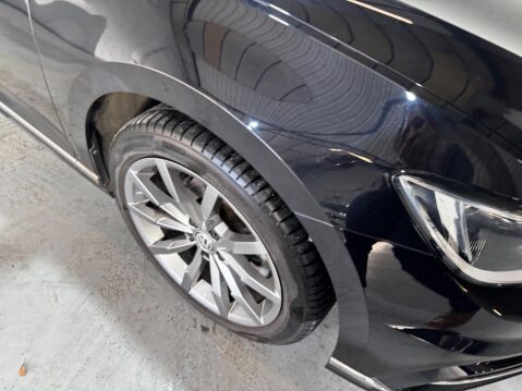 Volkswagen Passat 2.0 TDI R-Line DSG Euro 6 (s/s) 5dr 25