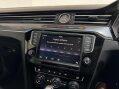 Volkswagen Passat 2.0 TDI R-Line DSG Euro 6 (s/s) 5dr 27