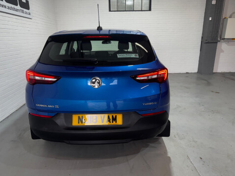 Vauxhall Grandland X 1.6 Turbo D BlueInjection SE Euro 6 (s/s) 5dr 11