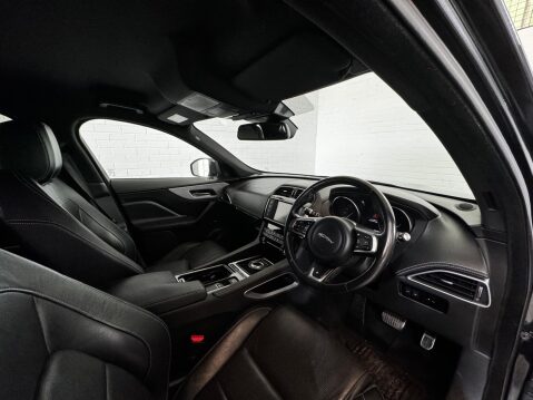 Jaguar F-Pace 2.0 D240 R-Sport Auto AWD Euro 6 (s/s) 5dr 7