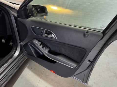 Mercedes-Benz A Class 1.5 A180 CDI AMG Sport Euro 5 (s/s) 5dr 19