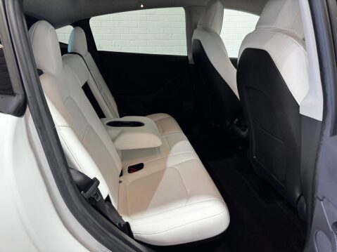 Tesla Model Y (Dual Motor) Long Range Auto 4WDE 5dr 14