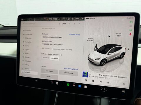 Tesla Model Y (Dual Motor) Long Range Auto 4WDE 5dr 17