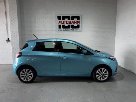 Renault Zoe R110 52kWh Iconic Auto 5dr (i, Rapid Charge) 11