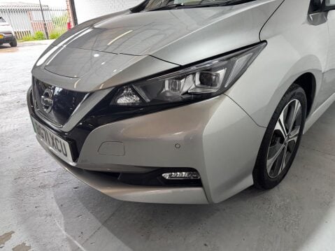 Nissan LEAF 40kWh Tekna Auto 5dr 12