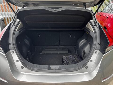 Nissan LEAF 40kWh Tekna Auto 5dr 32