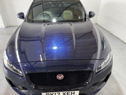 Jaguar F-Pace 2.0 D180 R-Sport Auto AWD Euro 6 (s/s) 5dr 8