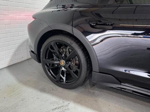 Porsche Taycan Performance Plus 93.4kWh 4 Cross Turismo Auto 4WD 5dr (11kW Charger) 32