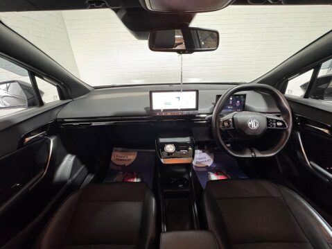 MG MG4 64kWh Trophy Long Range Auto 5dr 19