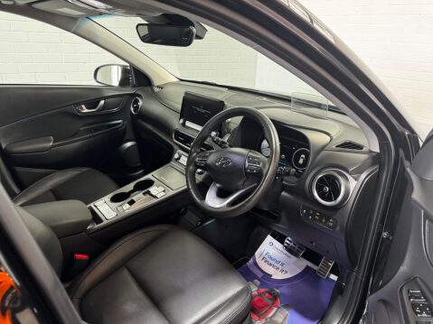 Hyundai KONA 64kWh Ultimate Auto 5dr (10.5kW Charger) 14