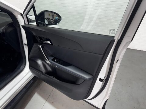 MG MG4 64kWh Trophy Long Range Auto 5dr 20