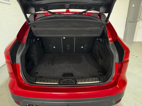 Jaguar F-Pace 2.0 D180 R-Sport Auto AWD Euro 6 (s/s) 5dr 27