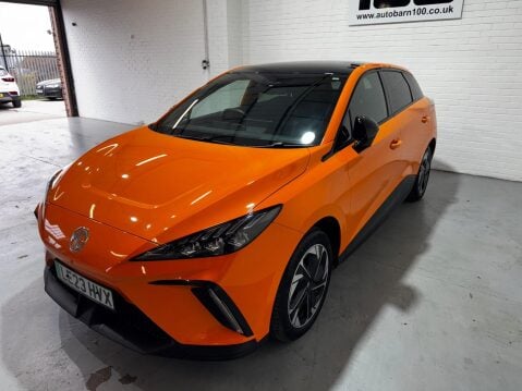 MG MG4 64kWh Trophy Long Range Auto 5dr 3