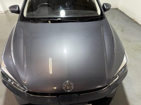 MG MG5 61.1kWh Trophy Long Range Auto 5dr 8