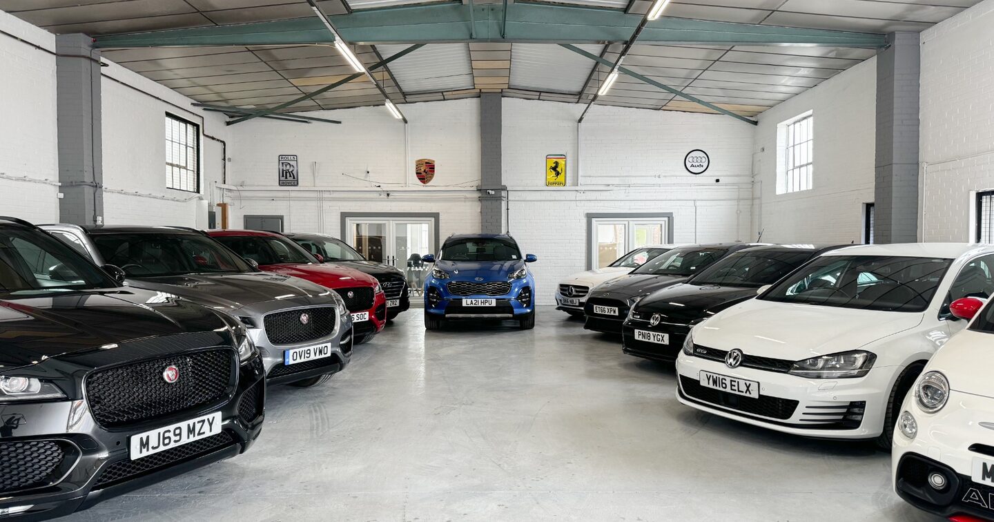 Used Cars Sheffield, Used Car Dealer in Yorkshire | Autobarn 100