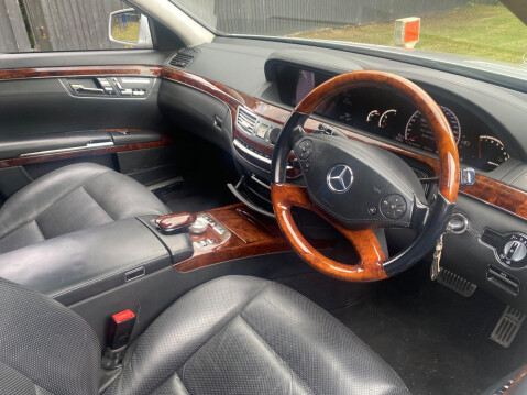 Mercedes-Benz S Class 5.5 S500 V8 G-Tronic Euro 5 4dr 28