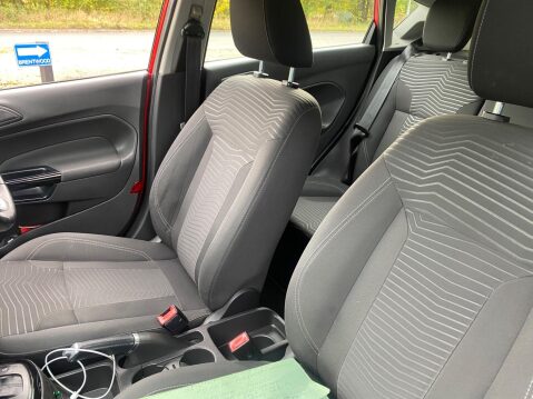 Ford Fiesta 1.6 Zetec Powershift Euro 5 5dr 28