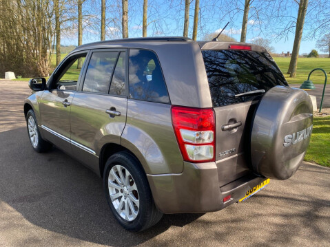 Suzuki Grand Vitara 2.4 VVT SZ5 Auto 4WD Euro 5 5dr 10