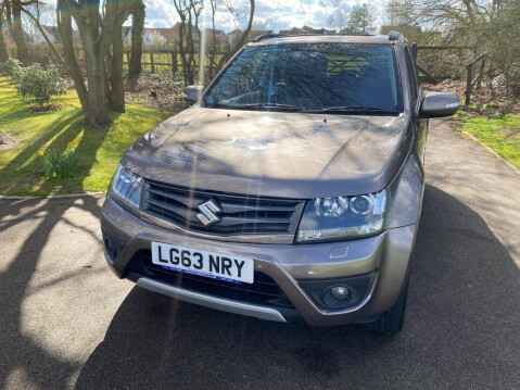 Suzuki Grand Vitara 2.4 VVT SZ5 Auto 4WD Euro 5 5dr 21