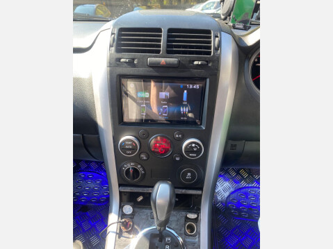 Suzuki Grand Vitara 2.4 VVT SZ5 Auto 4WD Euro 5 5dr 37