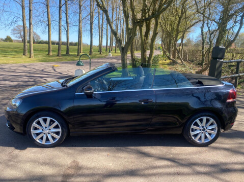 Volkswagen Golf 1.6 TDI BlueMotion Tech SE Cabriolet Euro 5 (s/s) 2dr 13