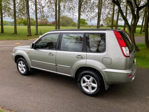 Nissan X-Trail 2.5 SVE 5dr 12