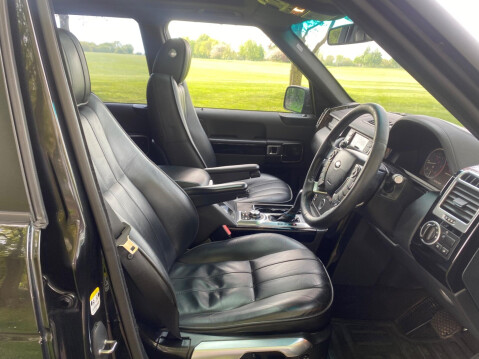 Land Rover Range Rover 3.6 TD V8 Vogue Auto 4WD Euro 4 5dr 22