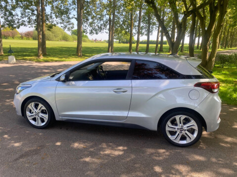 Hyundai i20 1.0 T-GDi Sport Nav Coupe 3dr Petrol Manual Euro 6 (100 ps) 16