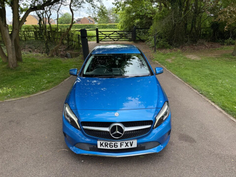 Mercedes-Benz A Class 2.1 A200d Sport (Premium) 7G-DCT Euro 6 (s/s) 5dr 20