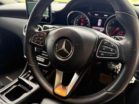 Mercedes-Benz A Class 2.1 A200d Sport (Premium) 7G-DCT Euro 6 (s/s) 5dr 26