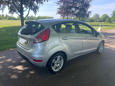 Ford Fiesta 1.25 Zetec Euro 5 5dr 7