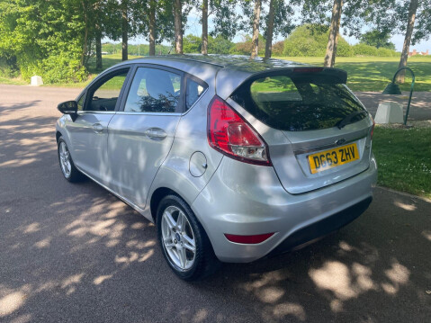 Ford Fiesta 1.25 Zetec Euro 5 5dr 14