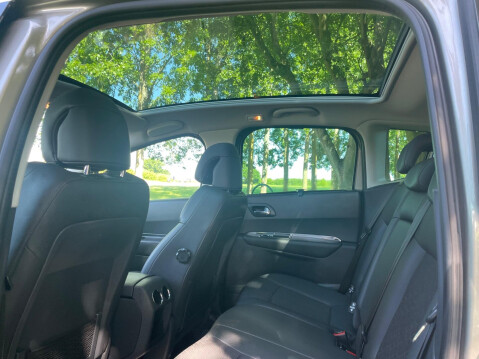 Peugeot 3008 1.6 HDi Allure Euro 5 5dr 27