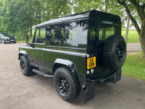 Land Rover Defender Manual 4