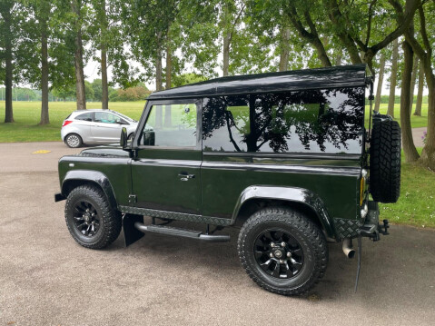 Land Rover Defender Manual 9