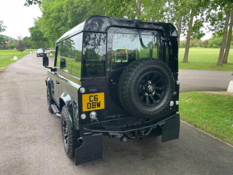 Land Rover Defender Manual 26