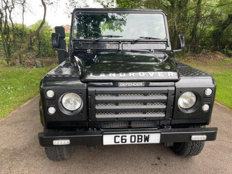 Land Rover Defender Manual 29